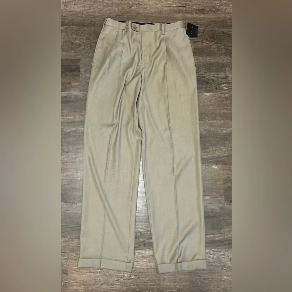 NWT J. Ferrar Men's Light Beige Flat Front Dress Slacks
